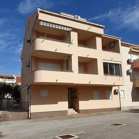 Apartment Valamar ノヴァリャ エクステリア 写真