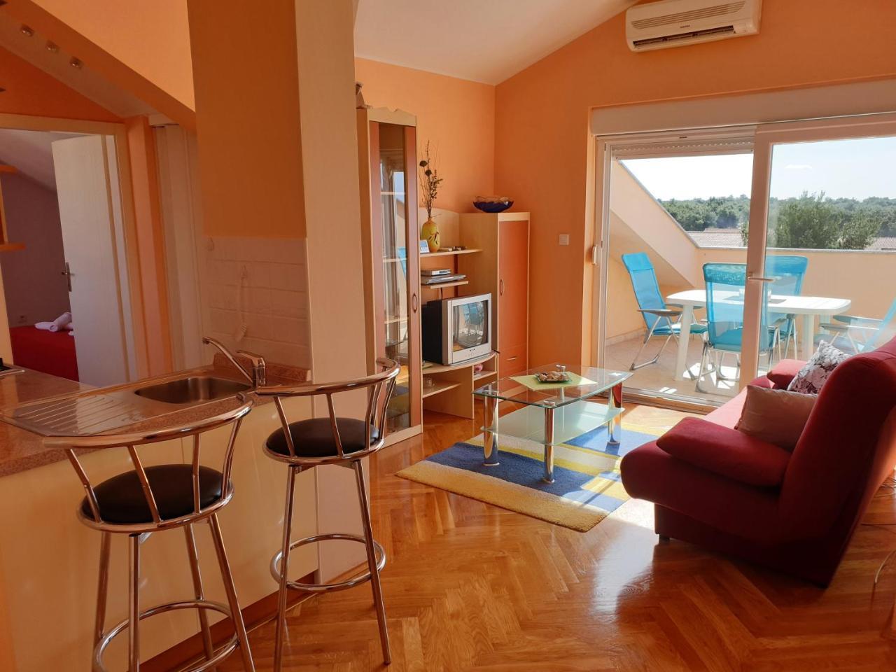 Apartment Valamar ノヴァリャ エクステリア 写真